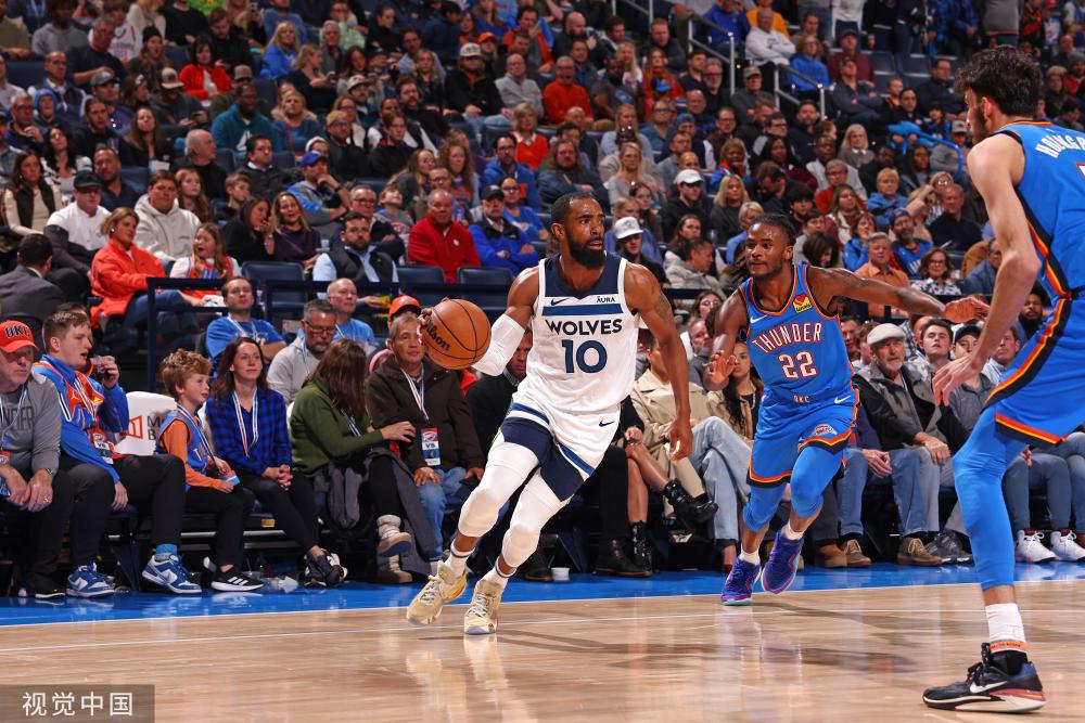 而随着他在 而随着他在